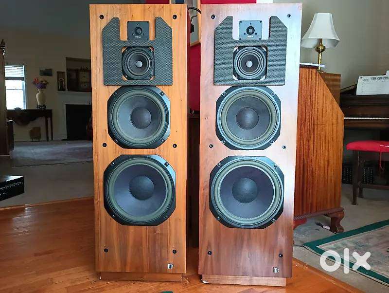 McIntosh XR 1052 speaker pair