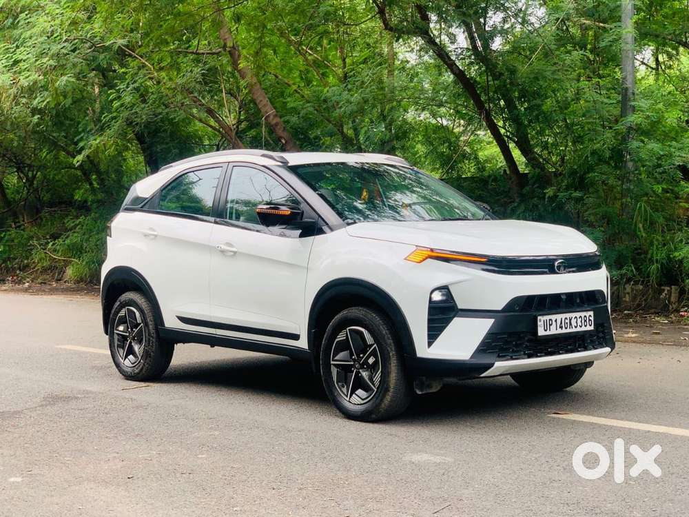 Tata Nexon Creative Plus S 1.2 Revotron Petrol 7DCA, 2024, Petrol