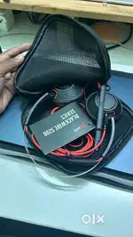 Headphone poly