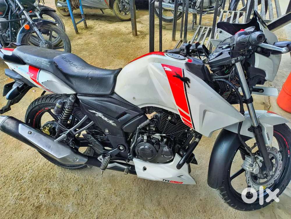 Apache RTR  best condition (shield pack engine)