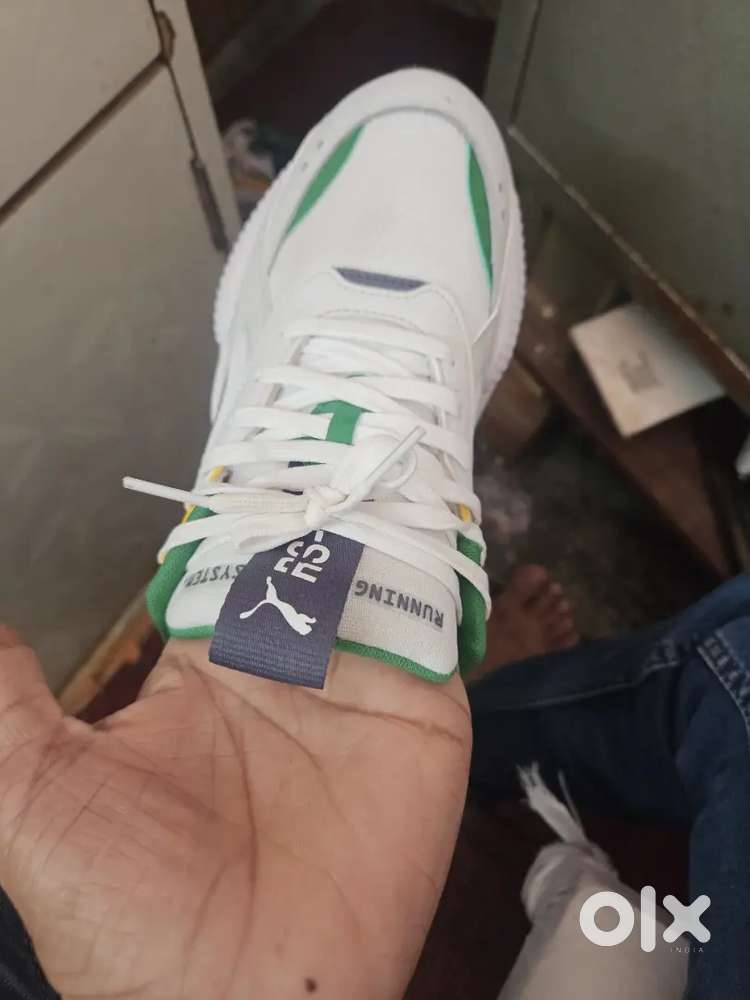Puma shoes  o