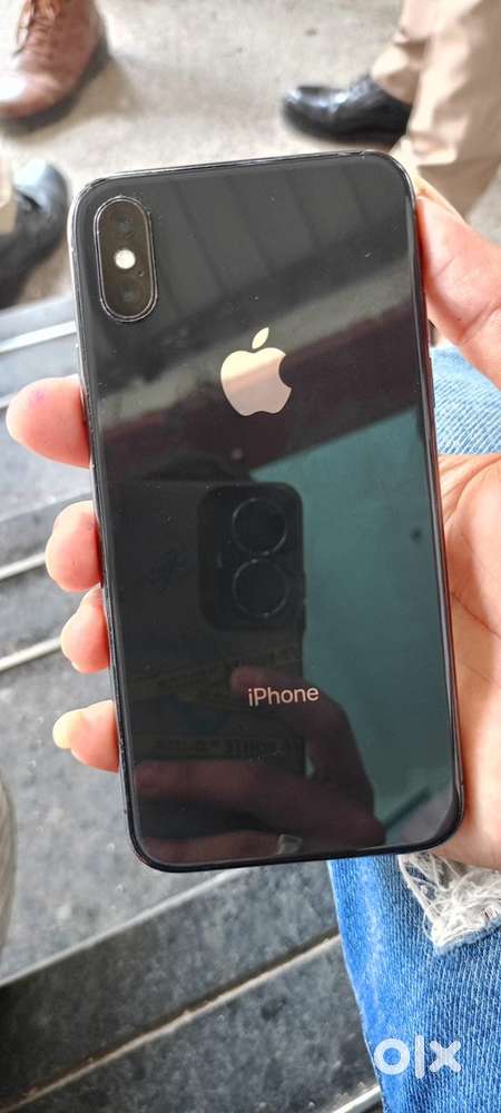 I phone xs