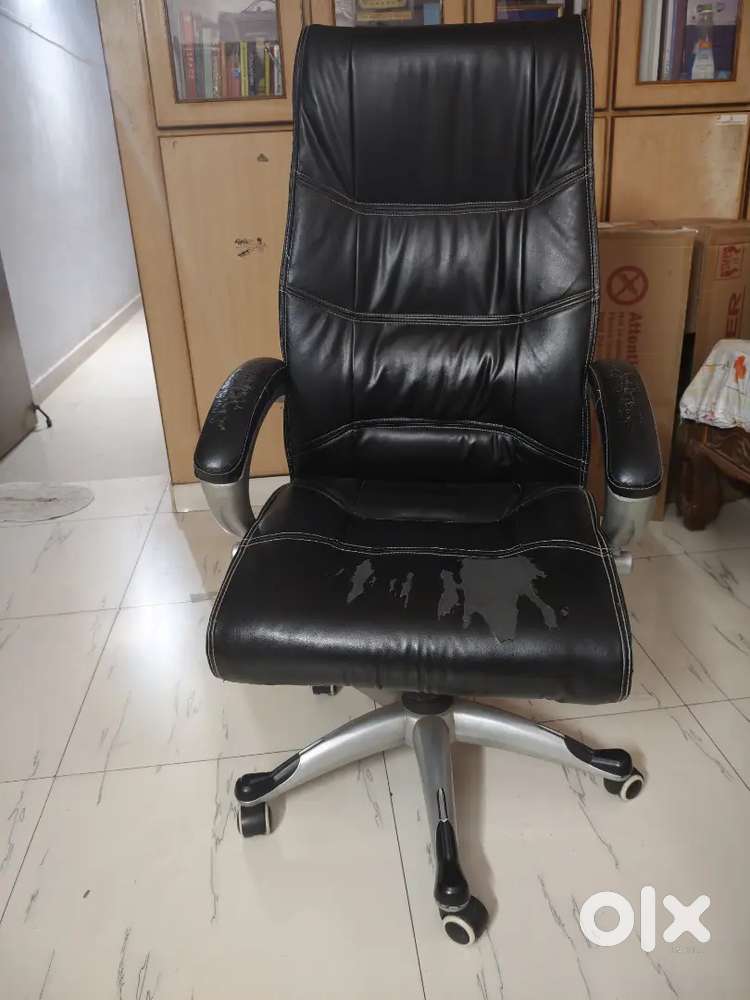 Rotating chair