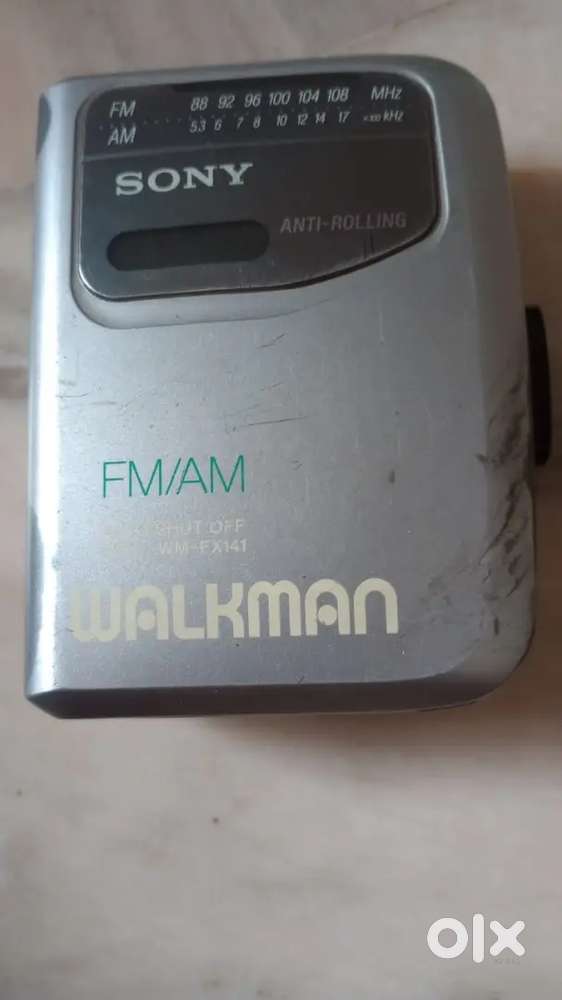 Walkman & DVD/VCD/VHS Cassettes