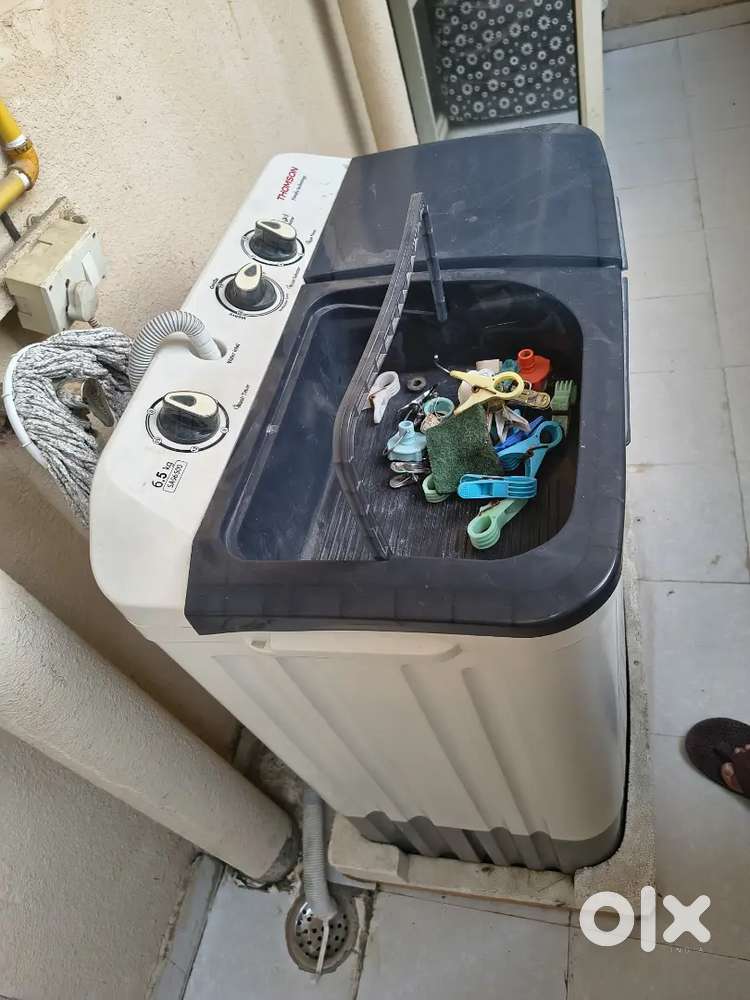 Thompson semi automatic washing machine