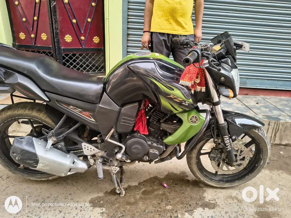 For sell yamaha FZS