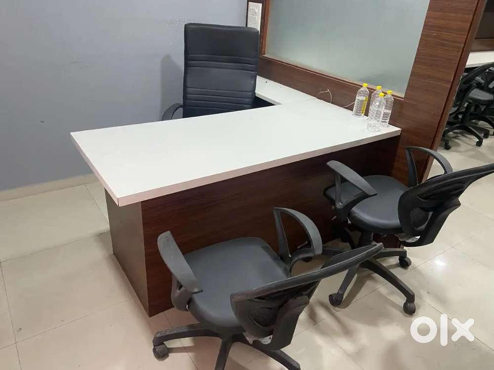 417 Sq Ft Fully Furnished Office Available For Rent In Makarba.