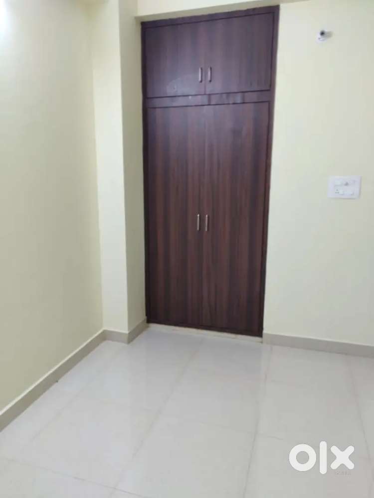 Two room set Available in Munshipuliya