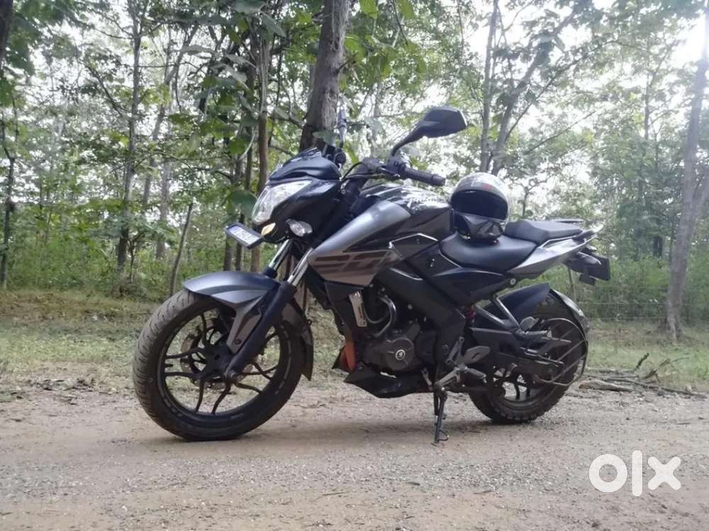 Pulsar NS 200 for Sale