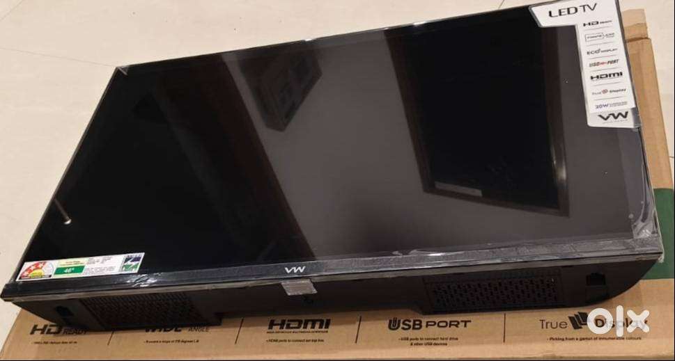 VW 80 cm (32 inches) Frameless Series HD Ready LED TV VW32A (Black