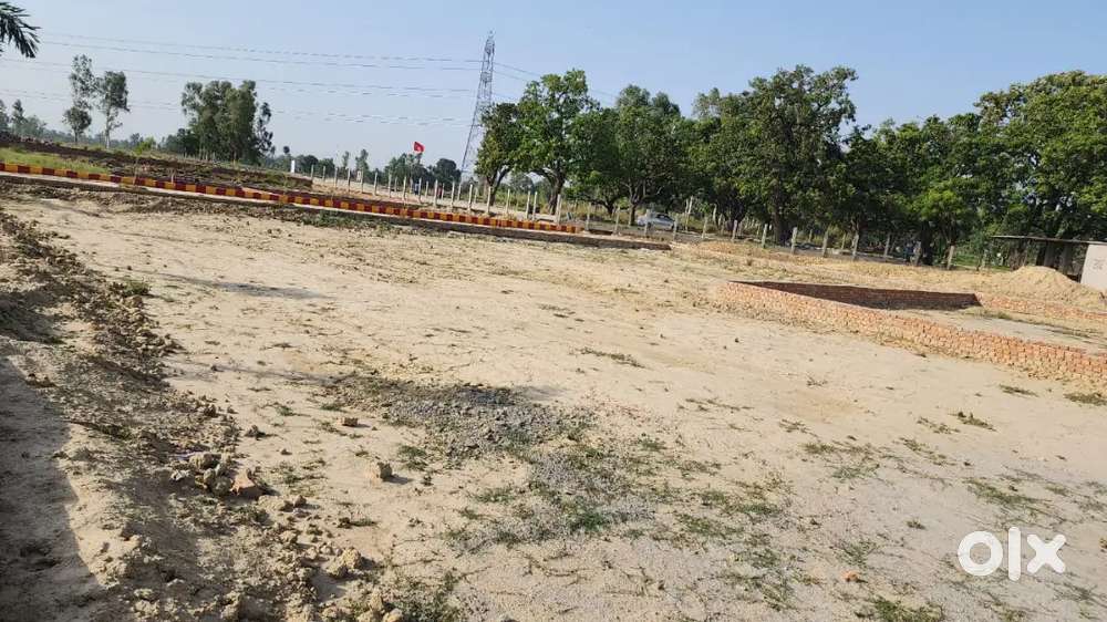 Lucknow Sultanpur road per Gosaiganj sankat mochan public school nikat