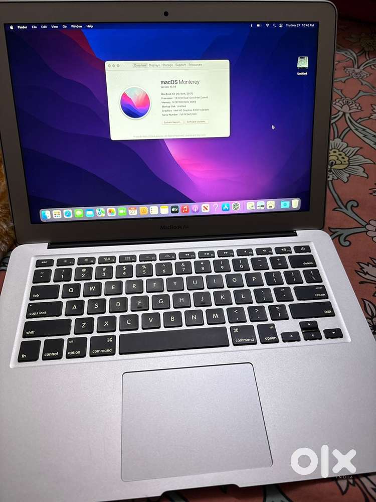 Apple Macbook Air (13-inch)