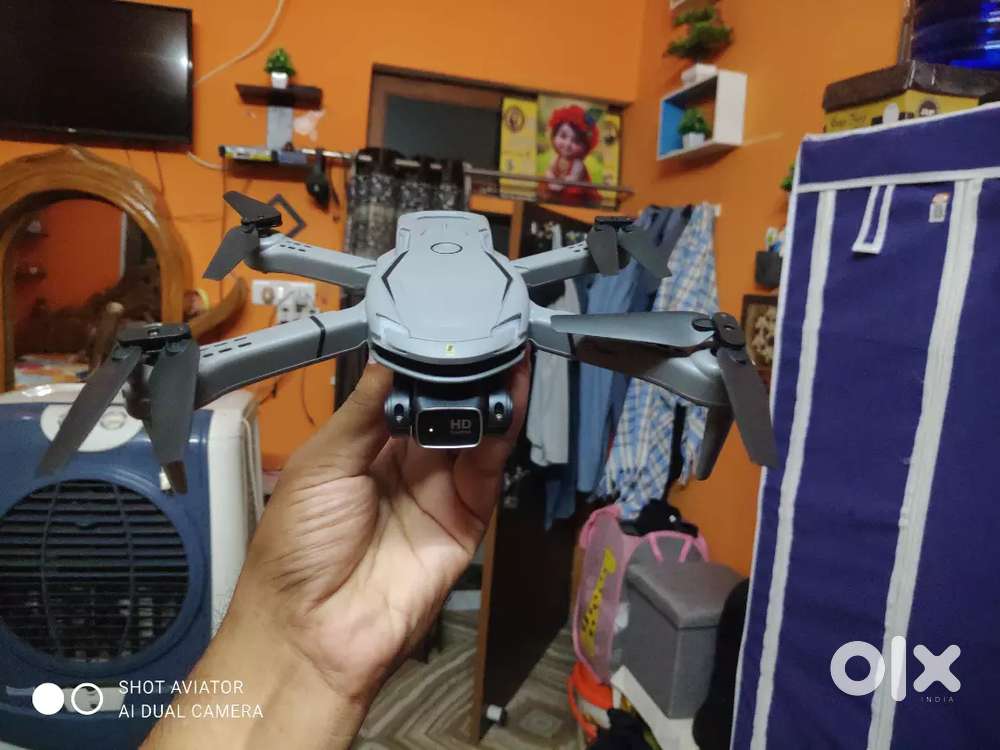 Drone  with double camera and 2 batteries