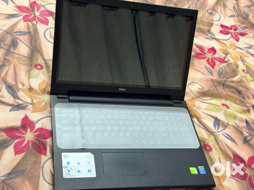 Dell i5 Laptop (Touchscreen)