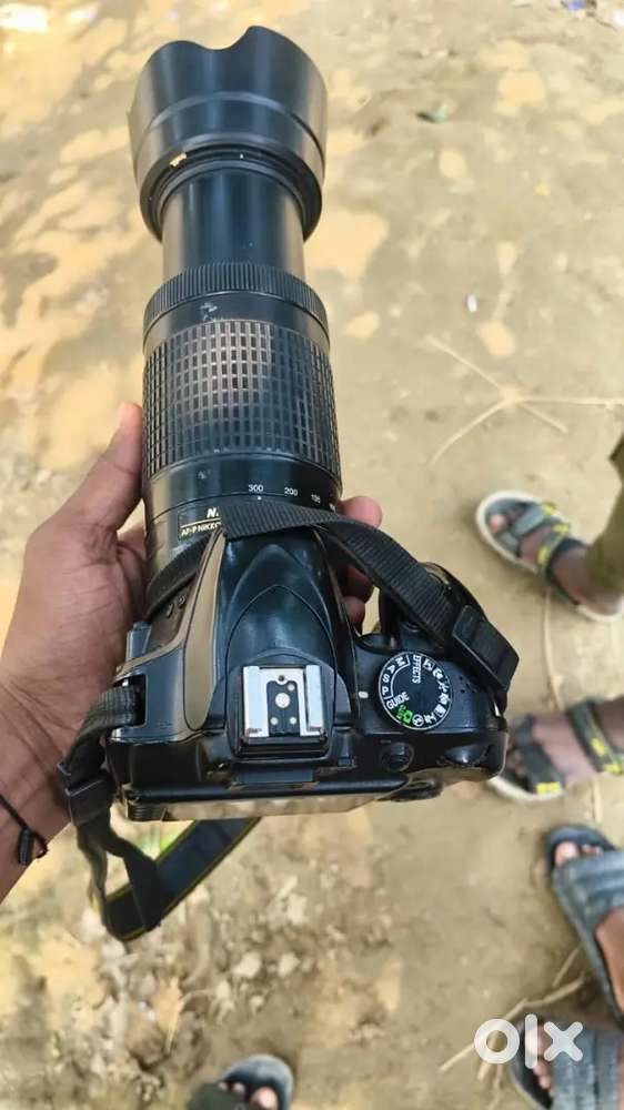 Nikon D3400  lens 140.300