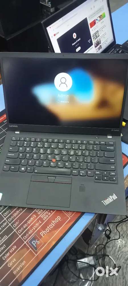Lenovo ThinkPad X1 carbon core i7-7th Gen laptop 16Gb RAM ,512Gb ssd