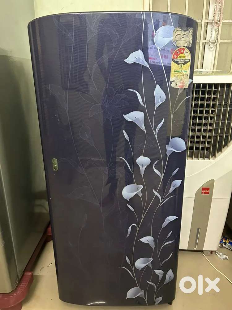 Single door fridge