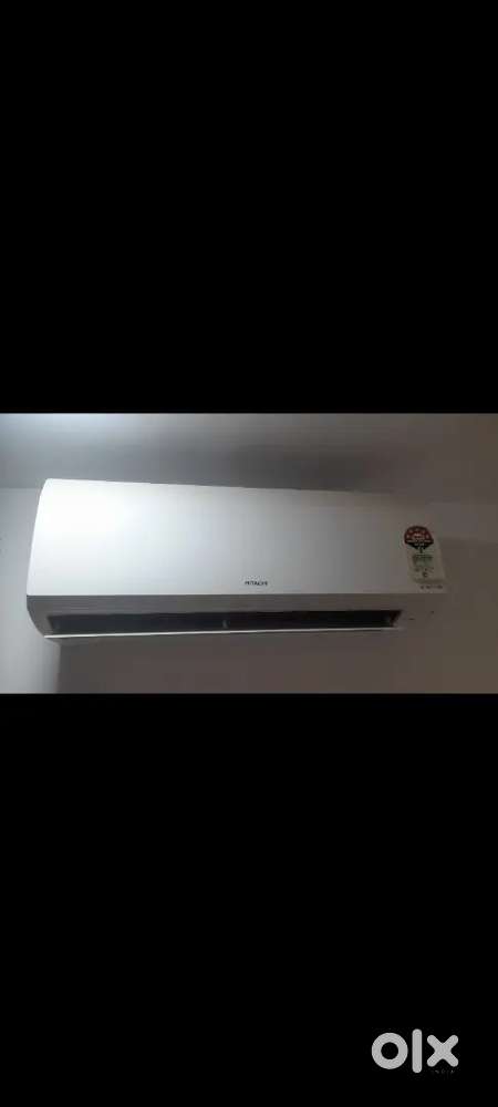 HITACHI ONE TONN AC LESS USED FULLY WORKING