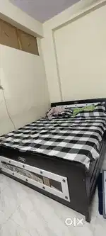 Bed & kabat with mattress Only 3 month old 5×6 size.