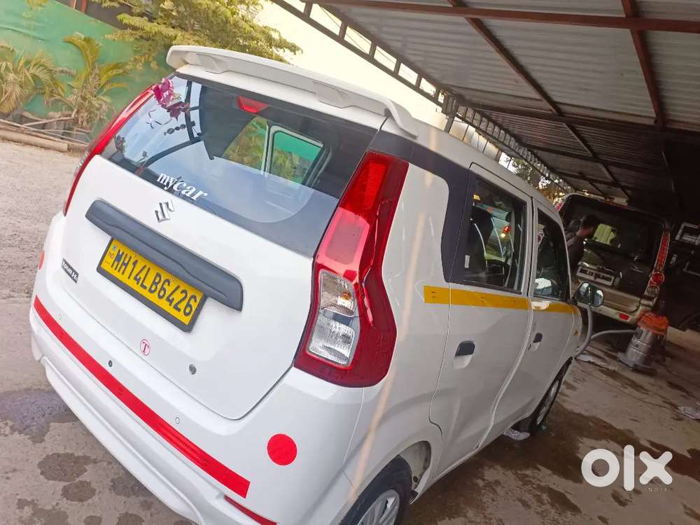 Driver vacancy available for 2 person