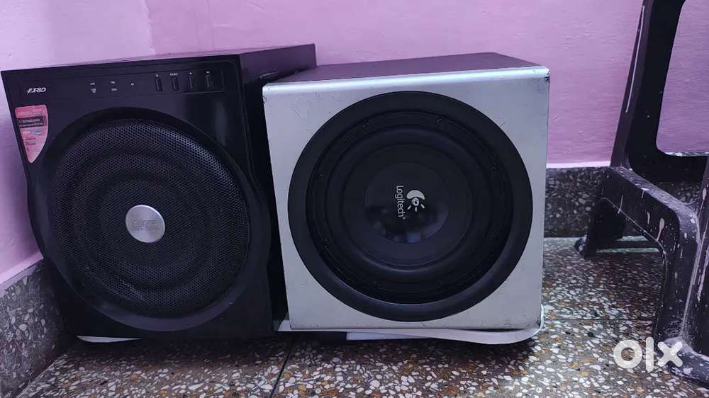 Logitech fully working great voice fix price time paas na kre .