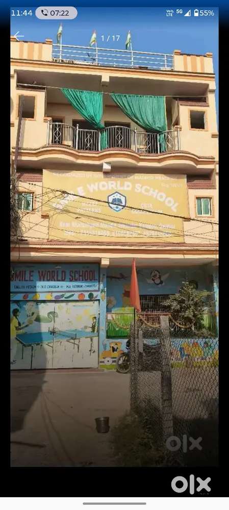 Selling house in 1000sq ft plot area