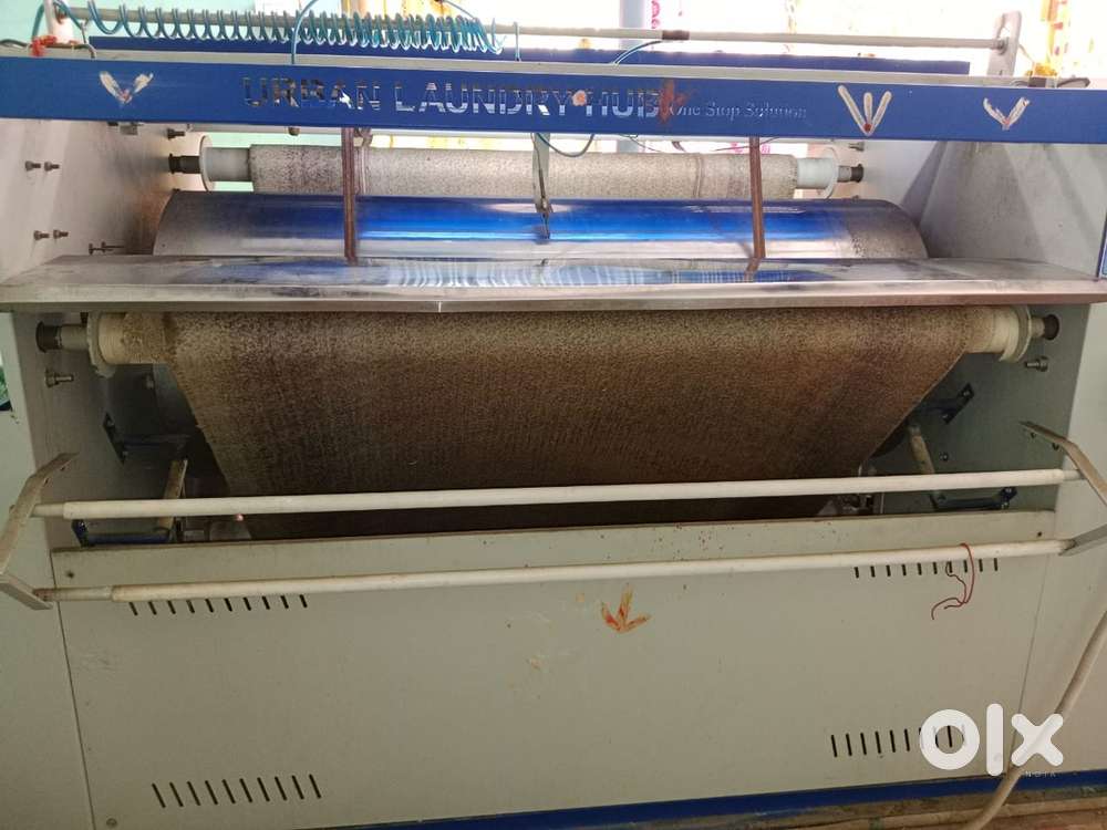 Saree rolling automatic machine