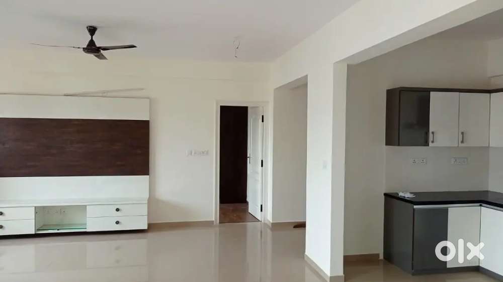 2 BHK HOUSE-FOR RENT- NORTH FACING 1st Floor With lift in -GOTTIGERE