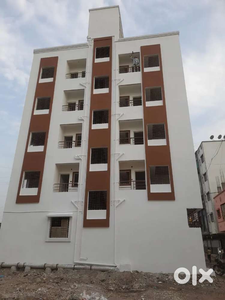 1 Bhk for rent near Amnora 6 km.. Kalyani School 500m