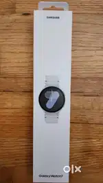 Galaxy watch 7 -Silver (Sealed,Didn't used)