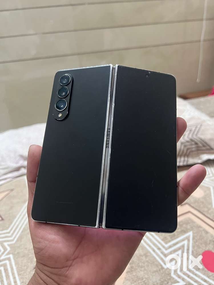 Samsung glaxy Fold 4 (1TB)