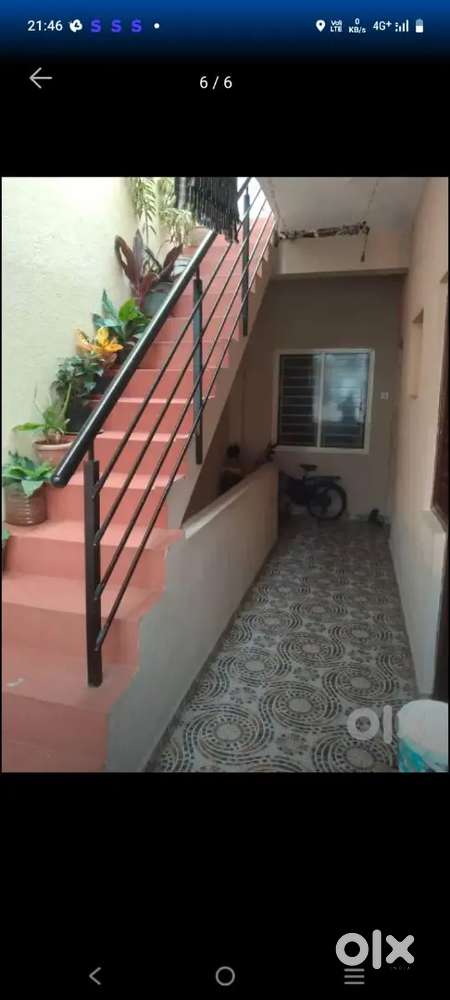 Single bed Room is available