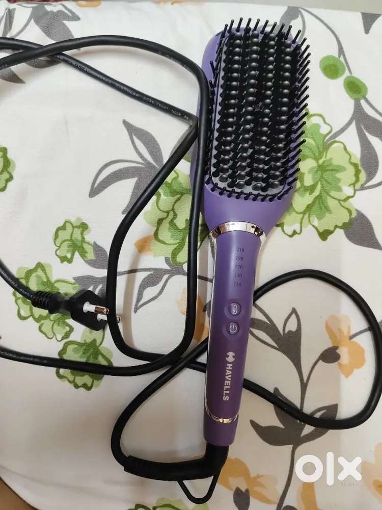 Havells Keratin Infused Hair Straightener Brush With Temperature