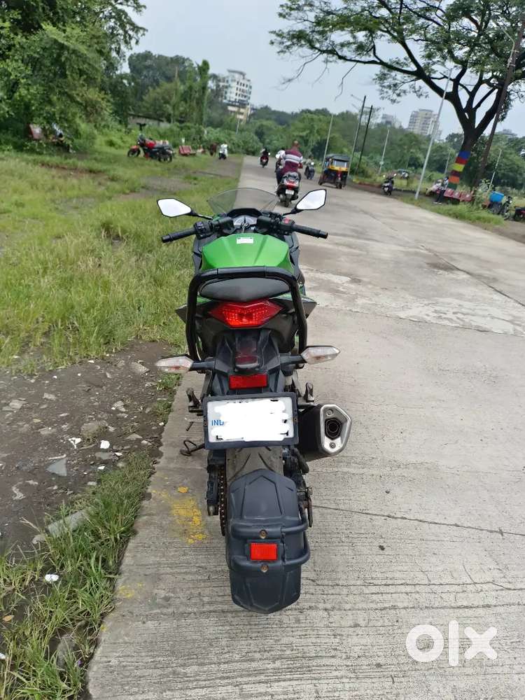 Kawasaki Ninja 300 abs 2019 model.