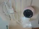 Breast pump with milk catcher