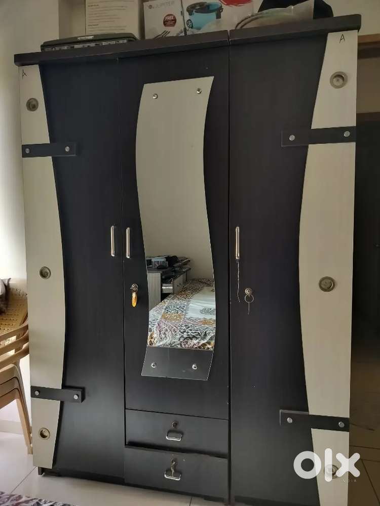 Wardrobe for selling