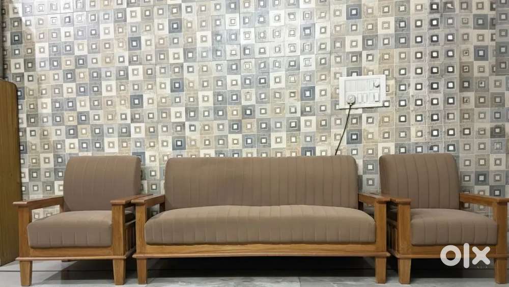 5 Seater Sofa @ 18000
