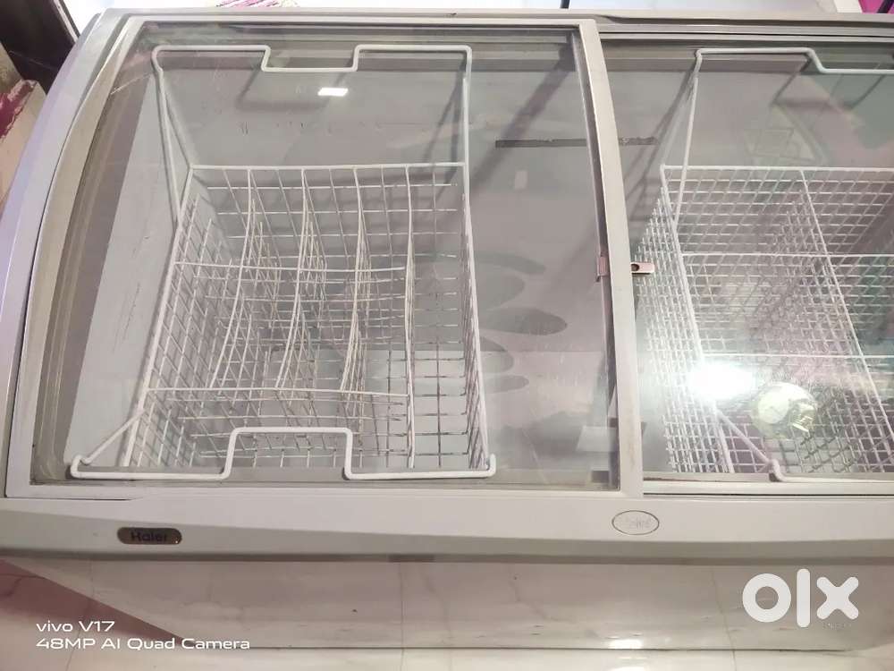 Deep fridge...400..liter