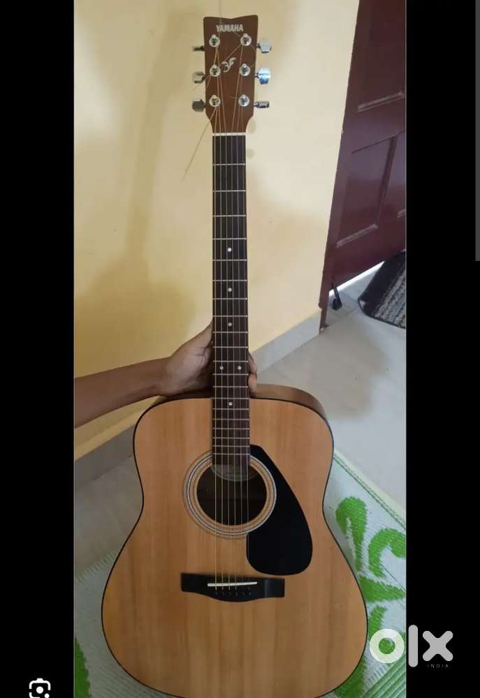 Guitar yamaha