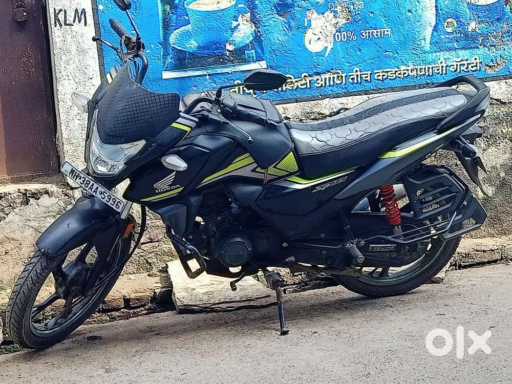 Good condition one hand used new tyre new battery all original spare