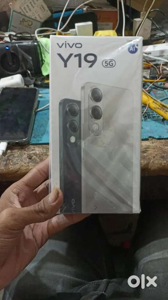 4 128 Vivo time pass wale dusri taraf jai 20 din huwa hai phone ka