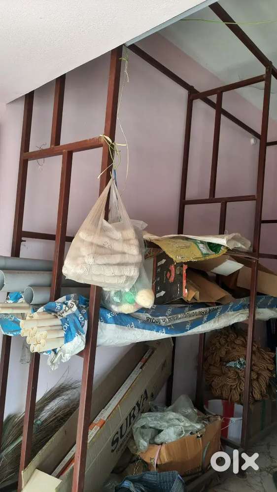 Electrical plumbing pipe stand