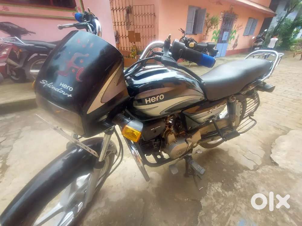 I'm sell my awesome splendor plus BS-4 engine sound is so smooth
