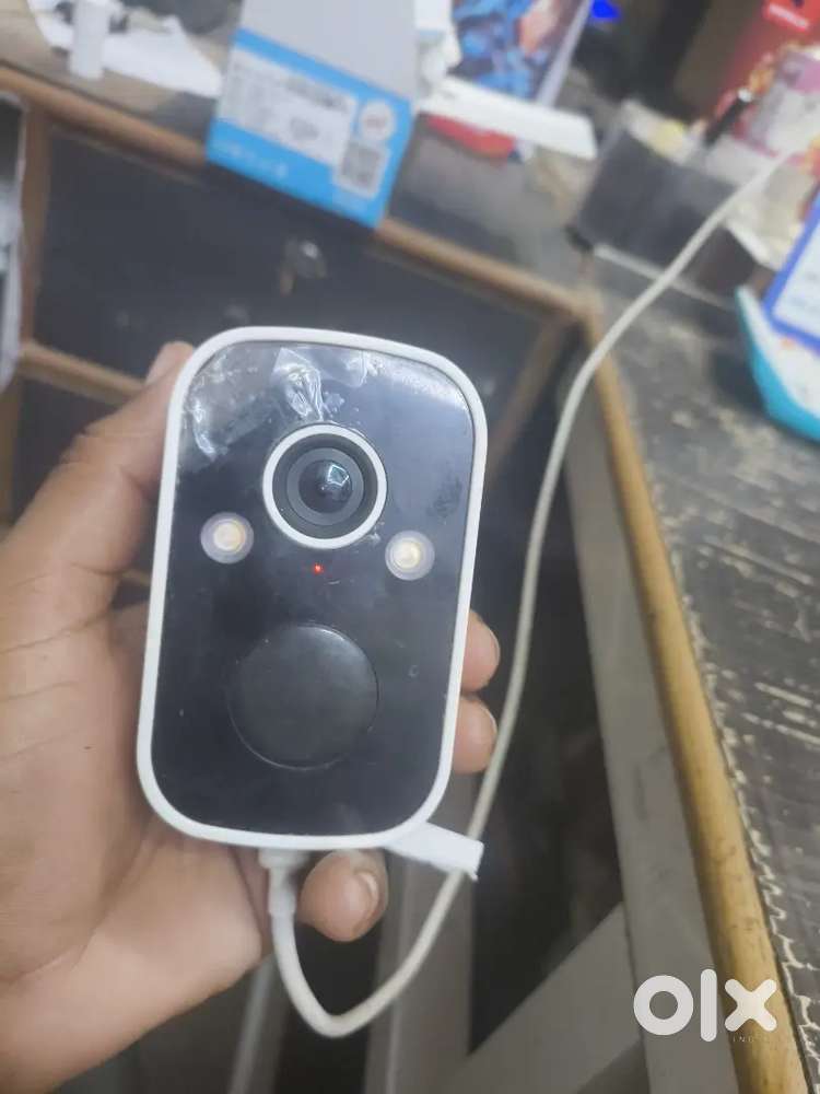 CCTV 4G RECHARGEABLE CAMERA