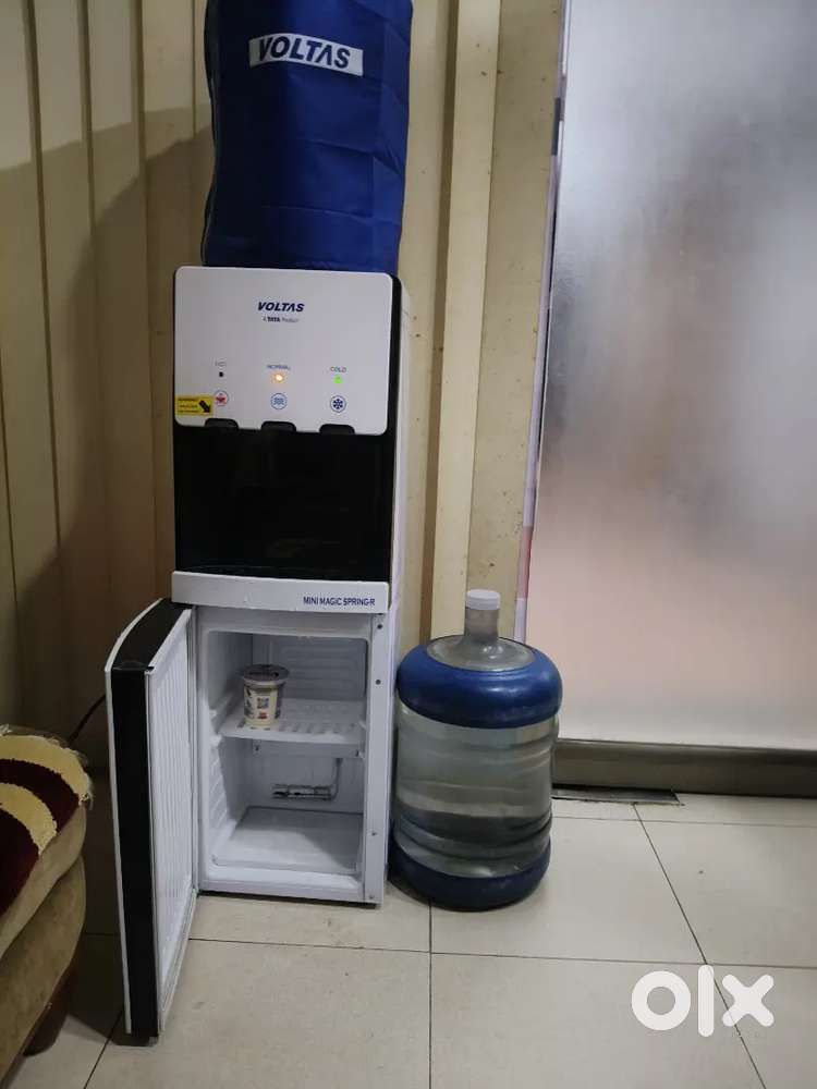 Voltas Water dispenser