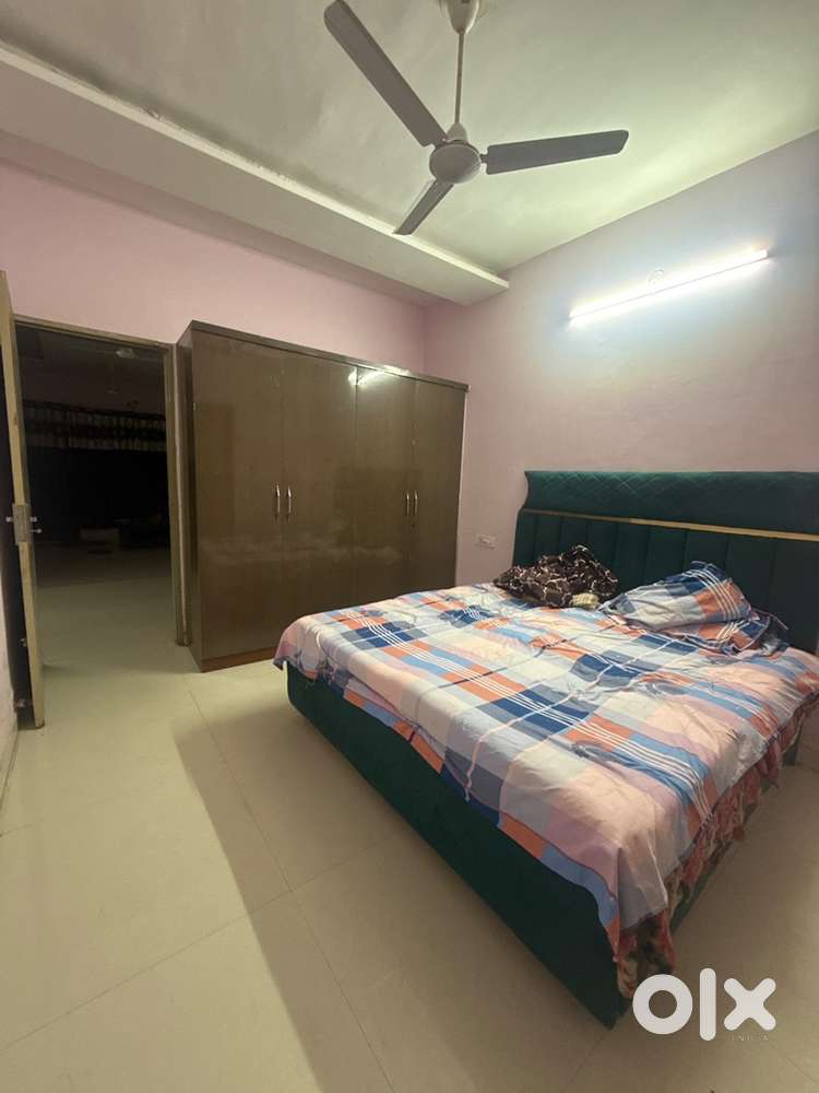 2BHK flat one room available 1BHK