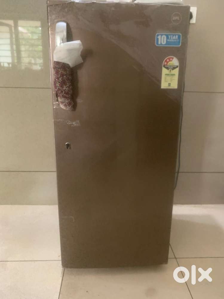 BPL 3 star single door fridge. Good for hostel,small family