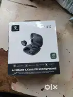 Ai intellegent lavalier microphone for youtuber , vlogger etc