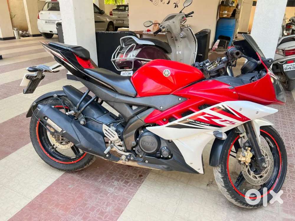 Yamaha R15 v2 50km/ltr average in city