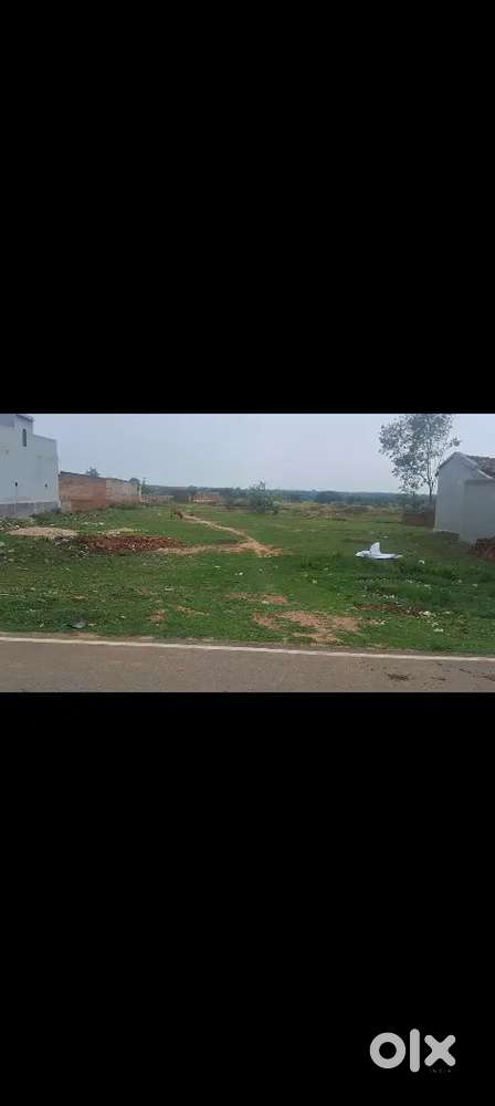 road side 98 disml good for hospital school or petrol pump warehouse